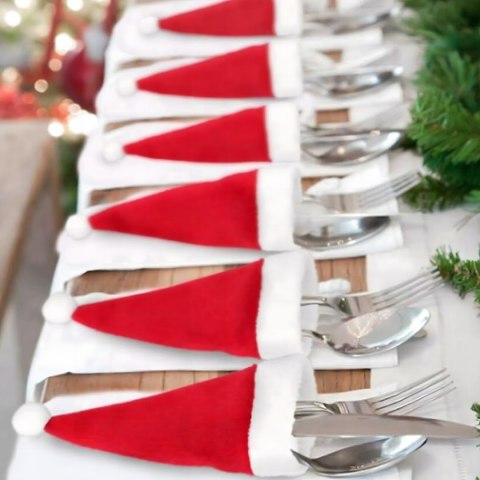 ETUI NA SZTUĆCE ŚWIĄTECZNE CZAPKA MIKOŁAJA POKROWCE NA WIDELEC NÓŻ 12 SZT