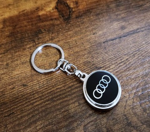 AUDI BRELOK DO KLUCZY LOGO ZAWIESZKA WISIOREK BRELOCZEK NA KLUCZE PREZENT
