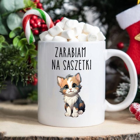 ŚWIĄTECZNY KUBEK I SKARPETKI ZESTAW NA PREZENT WZÓR ZARABIAM NA SASZETKI