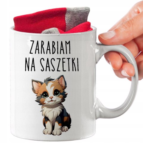 ŚWIĄTECZNY KUBEK I SKARPETKI ZESTAW NA PREZENT WZÓR ZARABIAM NA SASZETKI