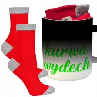 ŚWIĄTECZNY KUBEK I SKARPETKI ZESTAW NA PREZENT WZÓR WDECH KUWA WYDECH
