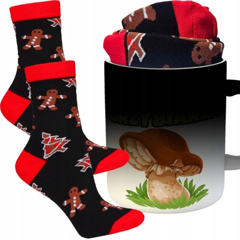 ŚWIĄTECZNY KUBEK I SKARPETKI ZESTAW NA PREZENT WZÓR PDM DLA GRZYBIARZA 02