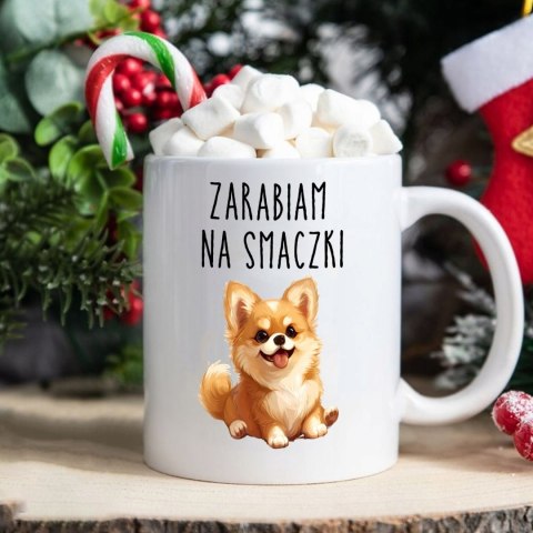ŚWIĄTECZNY KUBEK I SKARPETKI ZESTAW NA PREZENT WZÓR ZARABIAM NA SMACZKI