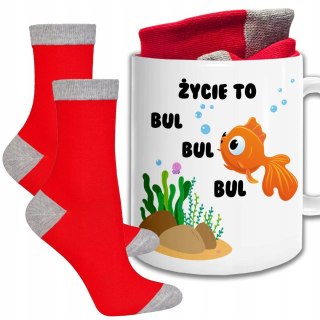 ŚWIĄTECZNY KUBEK I SKARPETKI ZESTAW NA PREZENT WZÓR ŻYCIE TO BUL